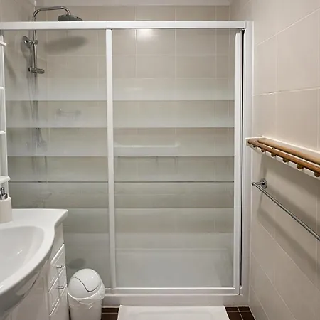 Le Candelaria - 6 Pers - Proche Paris - Balcon Appartement Puteaux